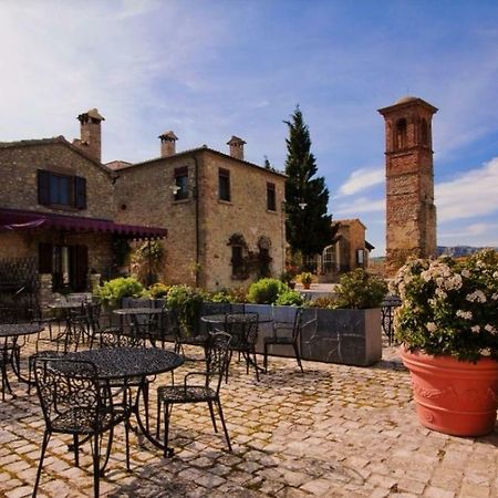 Hotel Castello di Albereto Trarivi Exteriér fotografie