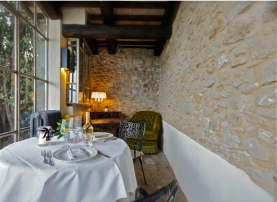 Hotel Castello di Albereto Trarivi Exteriér fotografie