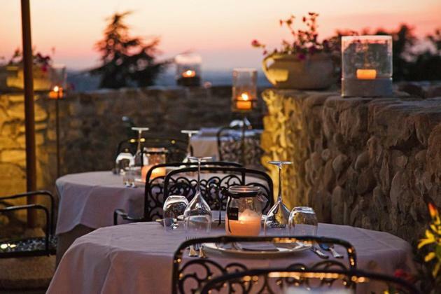 Hotel Castello di Albereto Trarivi Exteriér fotografie